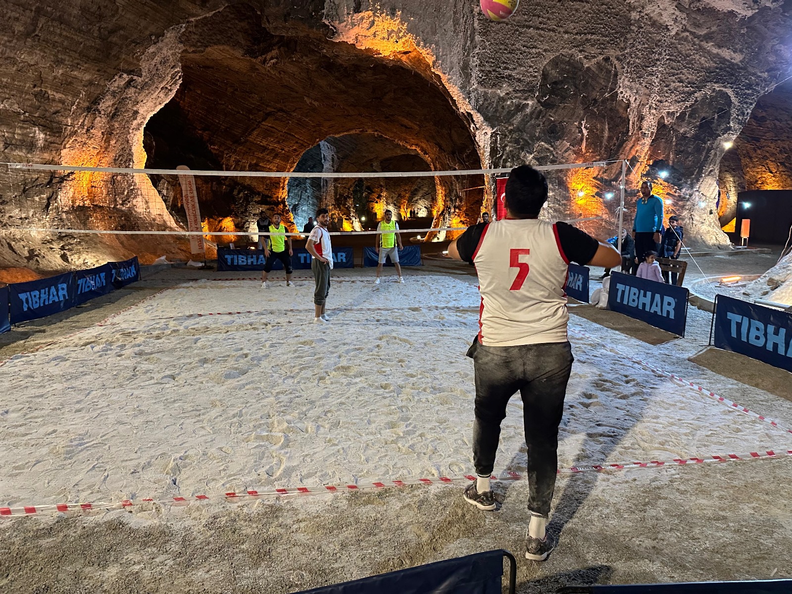 06Db60D8 4835 468C 9Dbf Ee320543E8B2