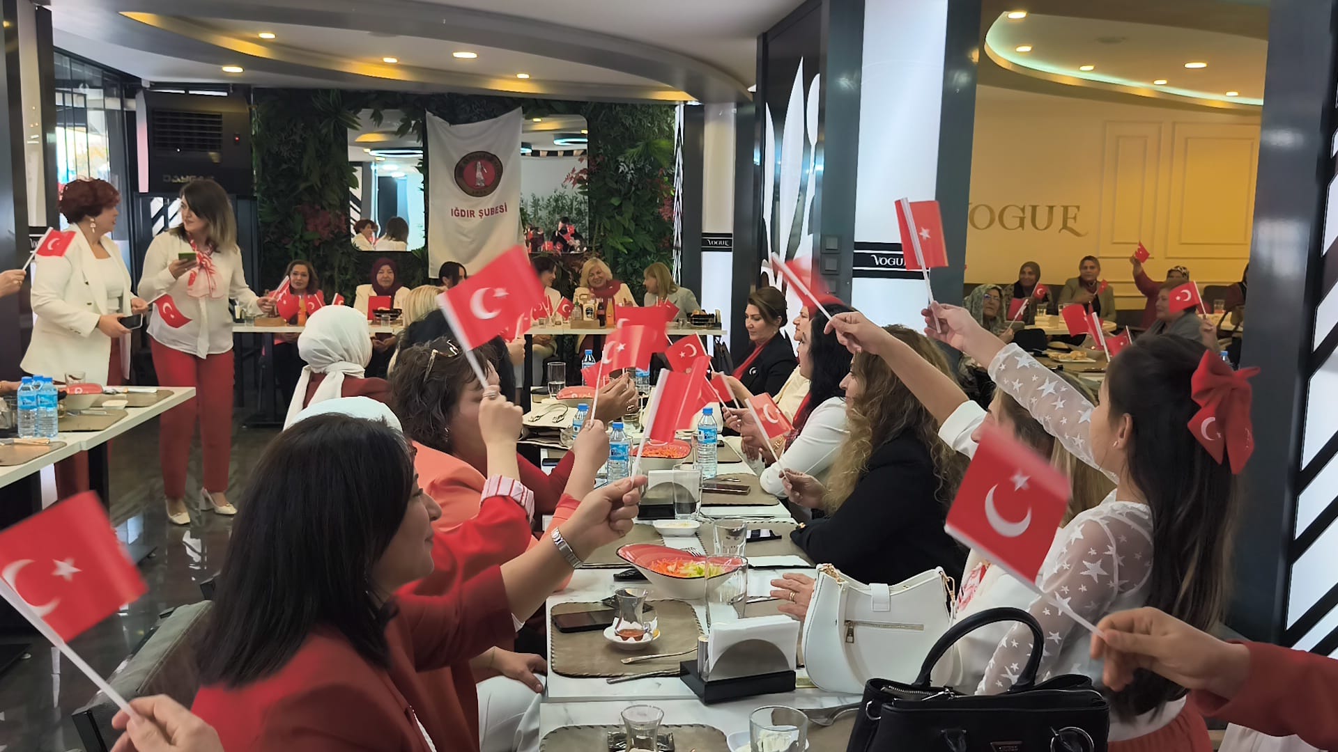 97F43887 Af6C 467D 9E8F E89E73671E0C