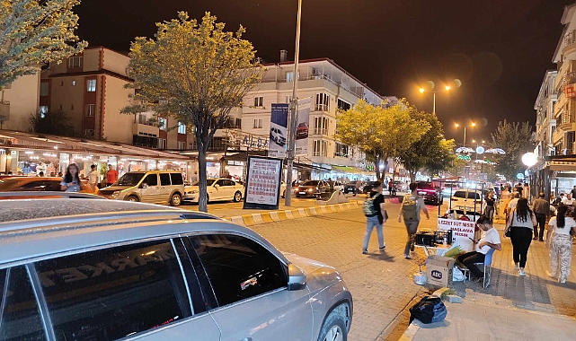 Vali Yolu Arac Trafige Acildi 2423