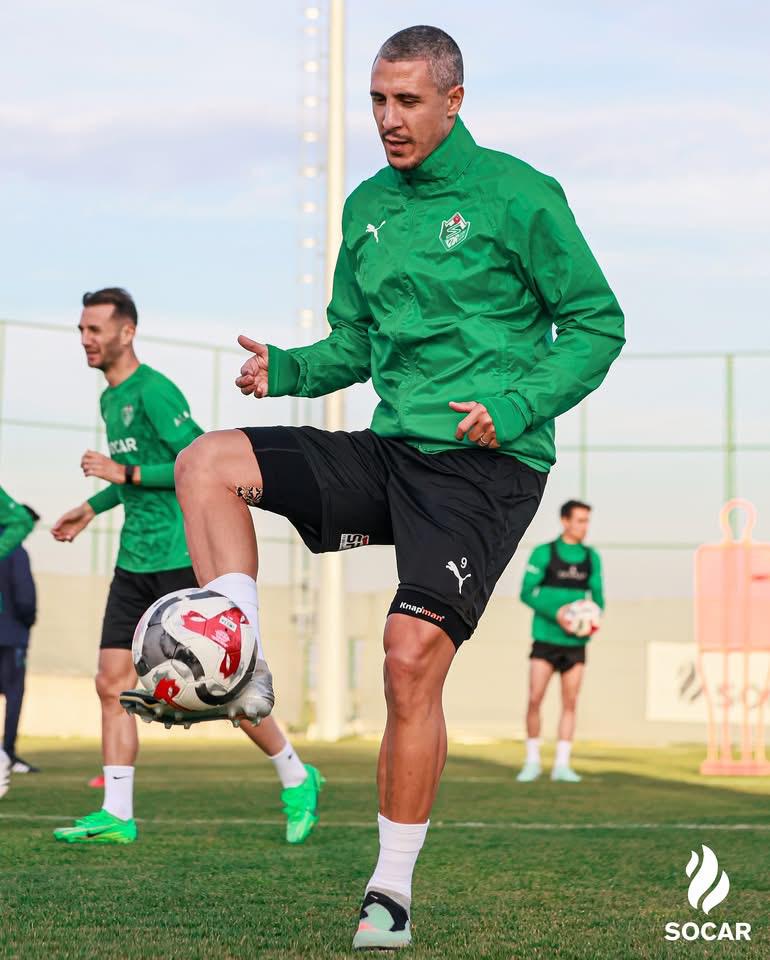 2490B2D7 78C2 4Fab B1A2 Cf29F341E101-1