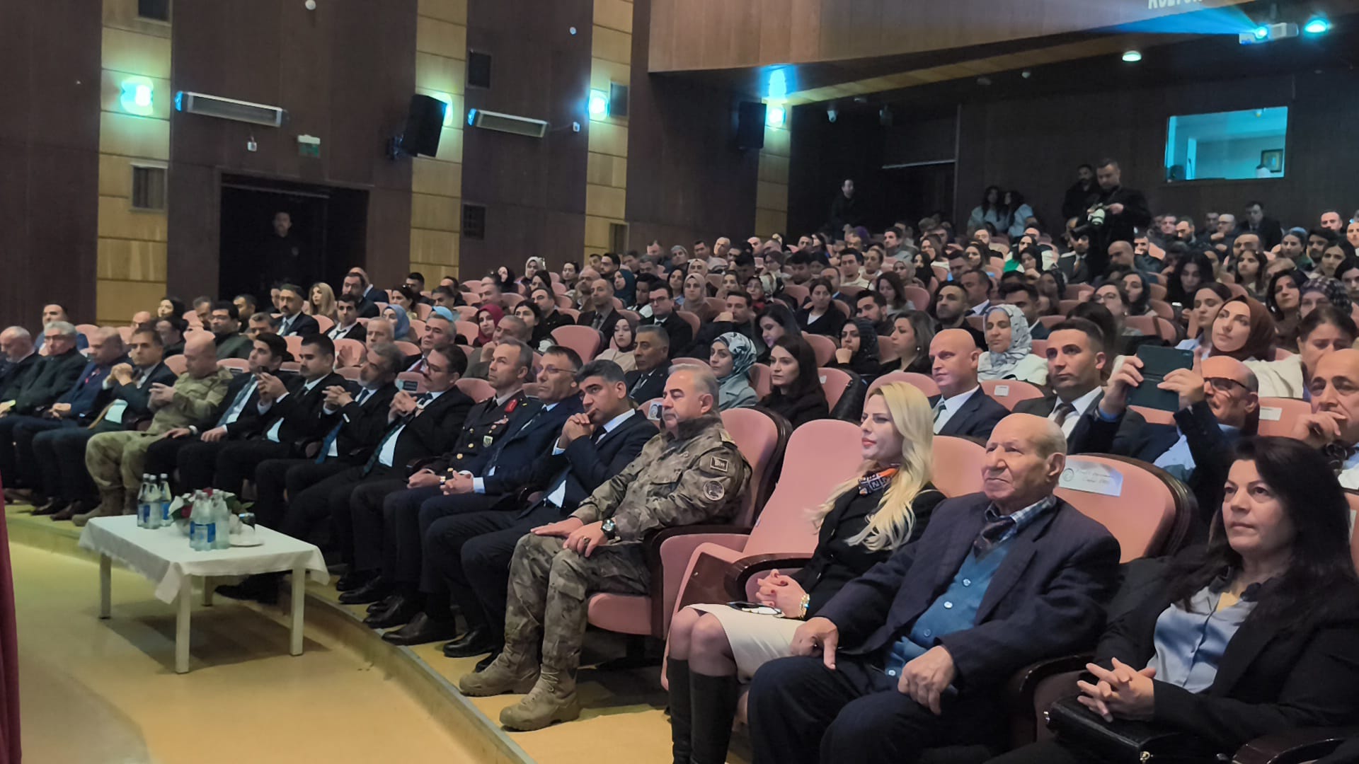 28D5Cfa5 Ea50 4D17 936C 8C4C94244729