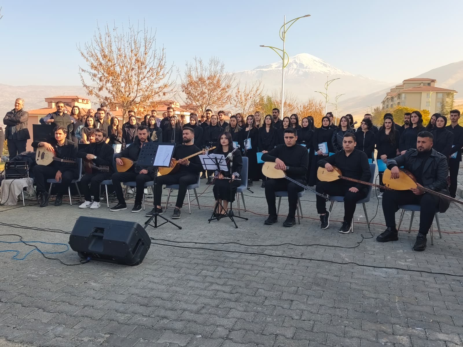 35022914 70B5 466B 9C9D 4Ab12Bb7D12F