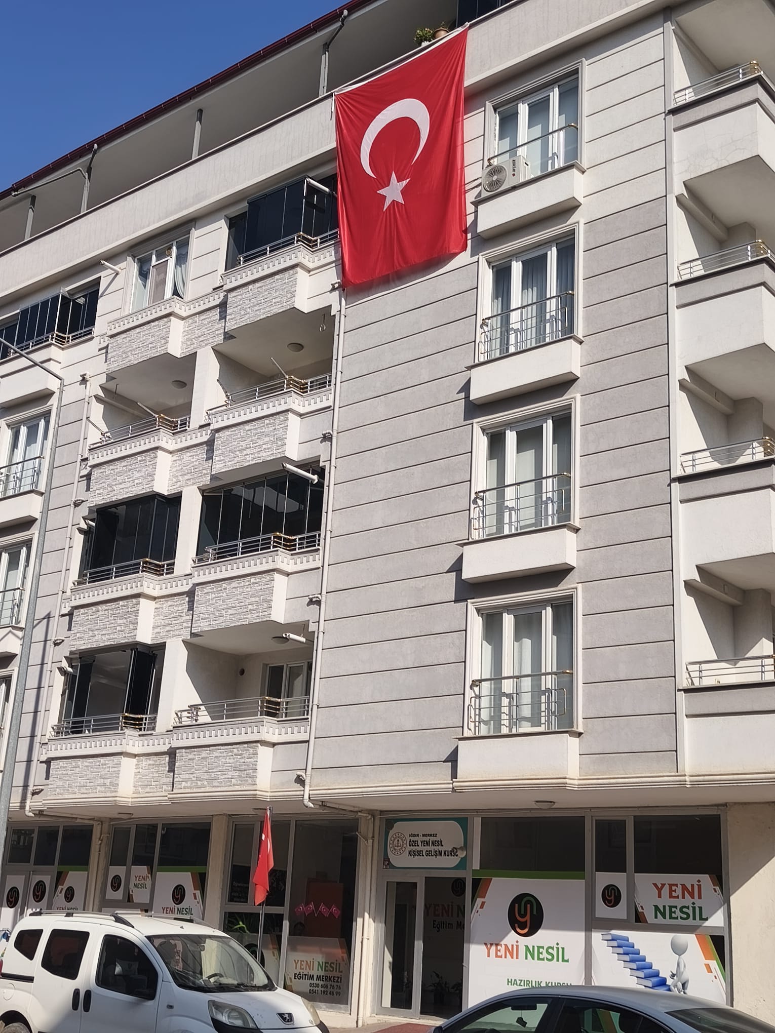 3F37D686 034C 46F5 B496 E7A5E90F9601