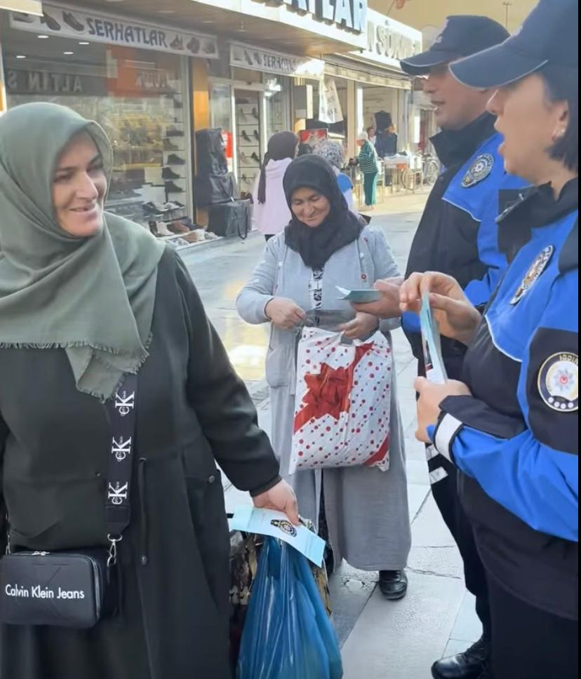 56F4132D C7F5 404F 854C 17141E14A8B5