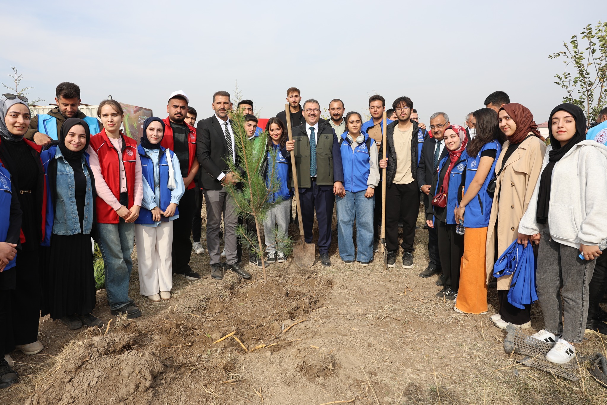 578779780 1304586271697448 4926926273094464770 N