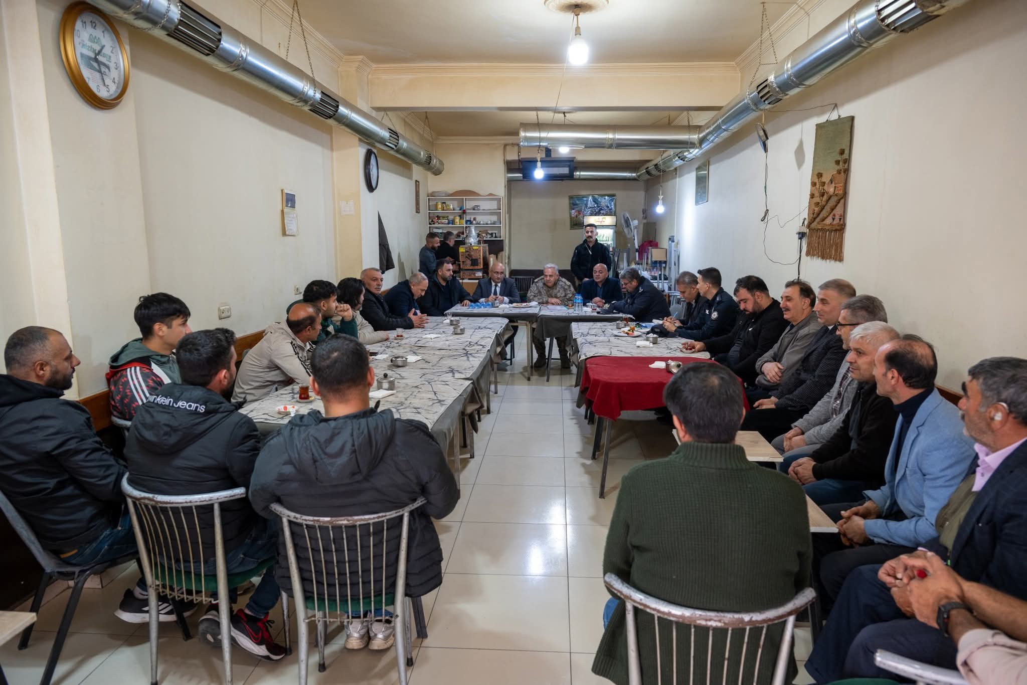 579921020 1893747138188505 5577048932384292673 N