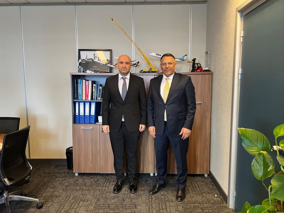 582005273 18326405479300125 4325305826826482010 N