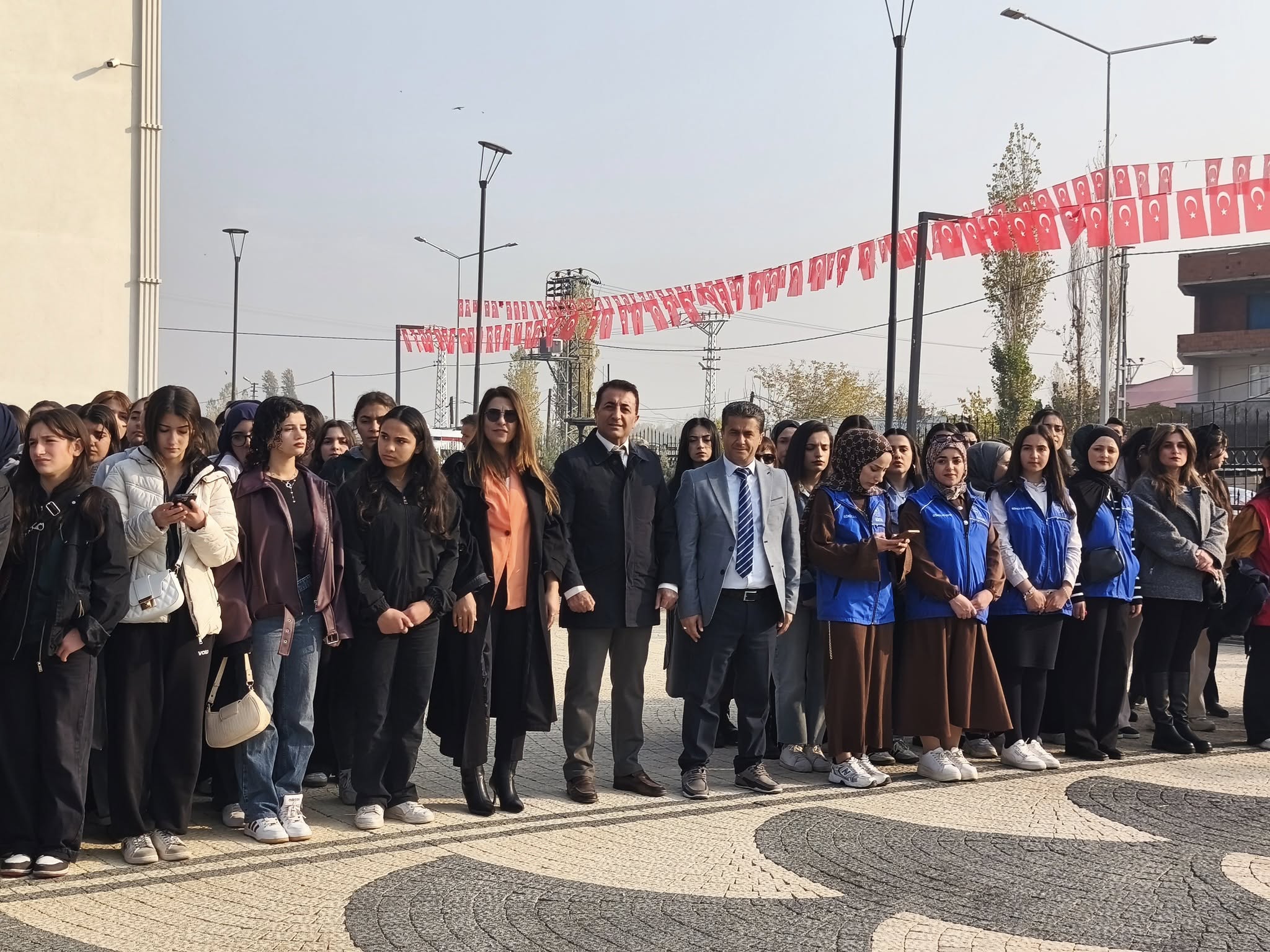 582892686 10163526038682566 8447654554400361708 N