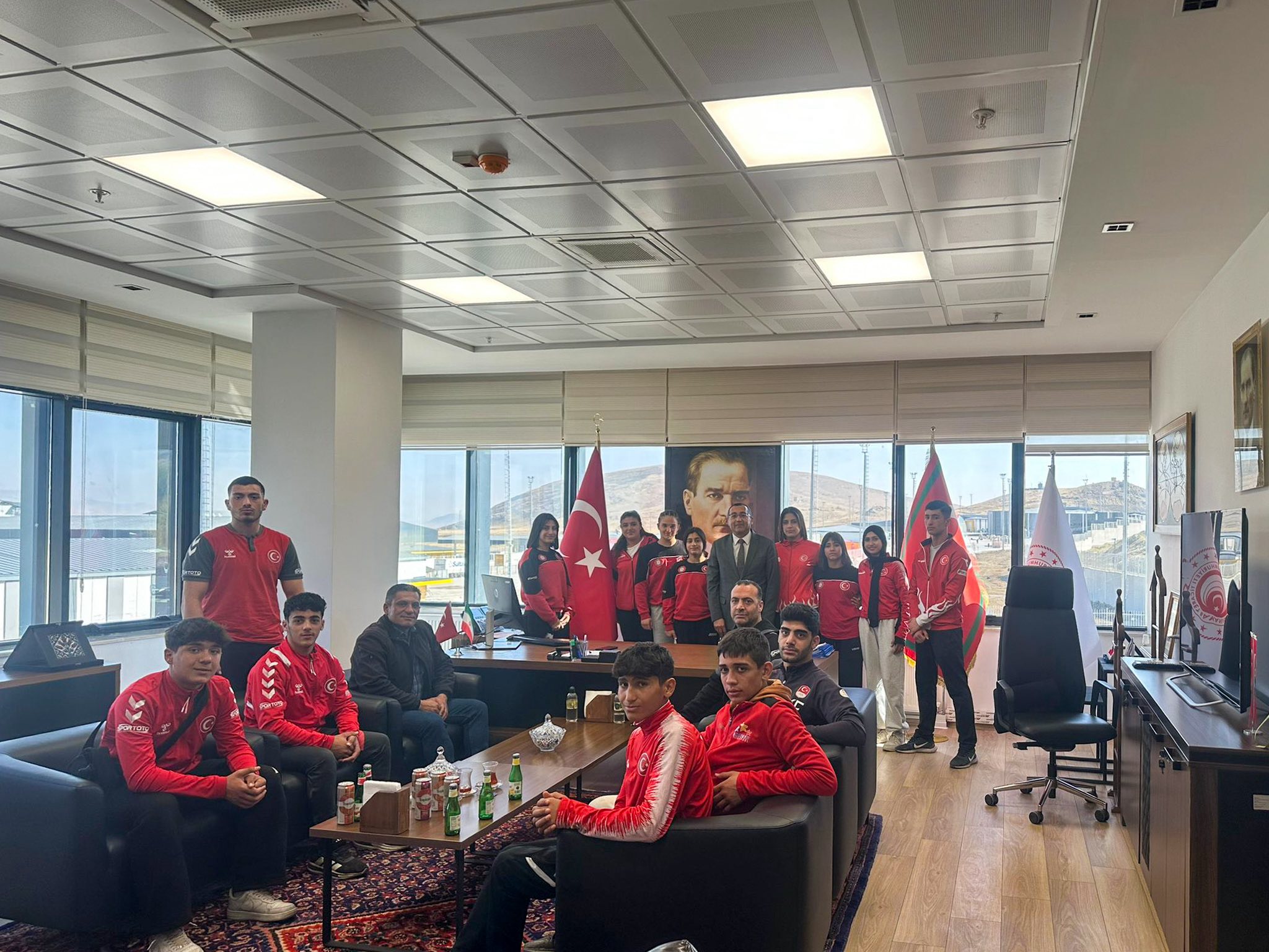 583233633 828482929931326 2039650544383910711 N