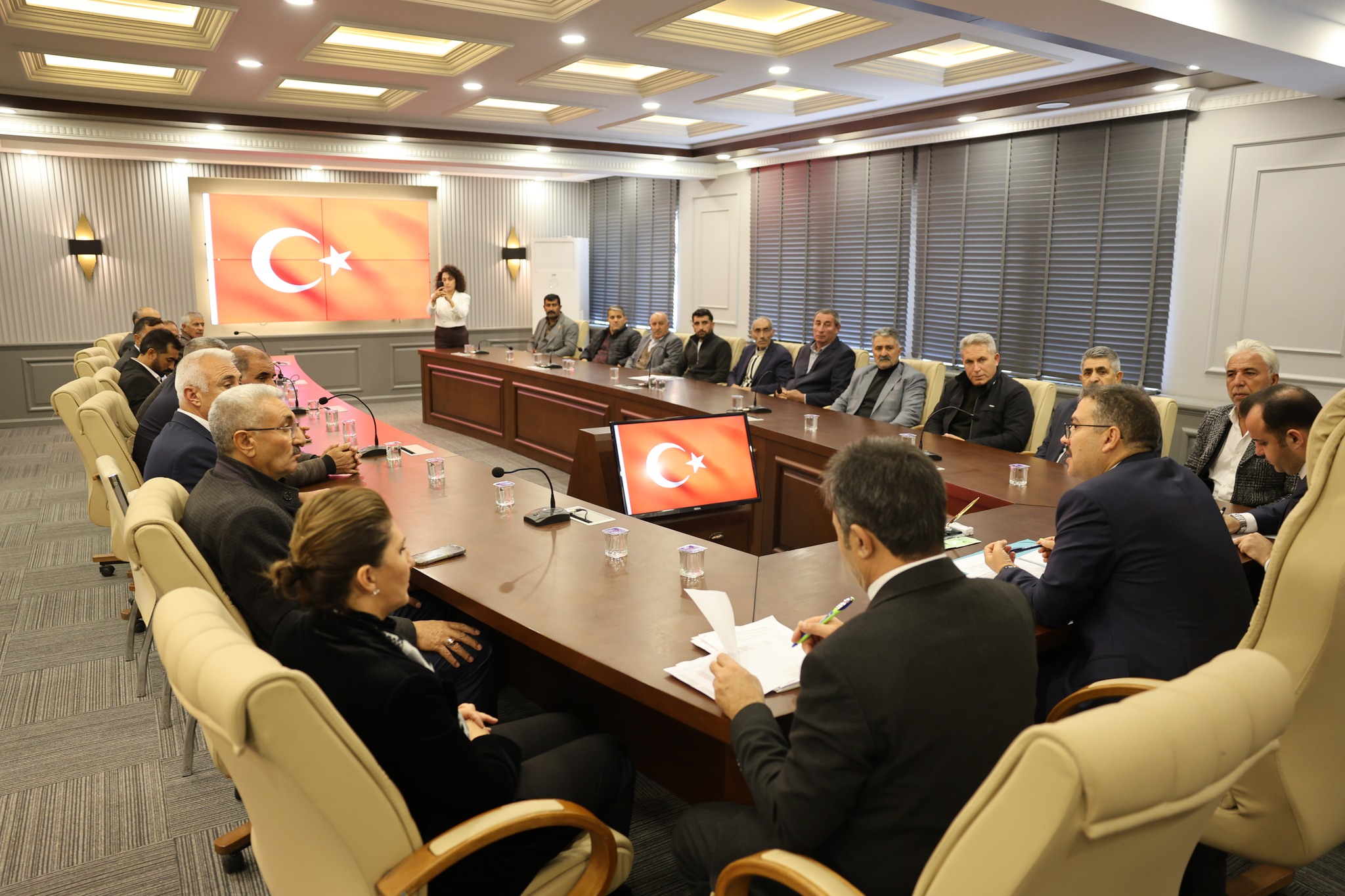 586488104 1312114850944590 2043746024825768461 N