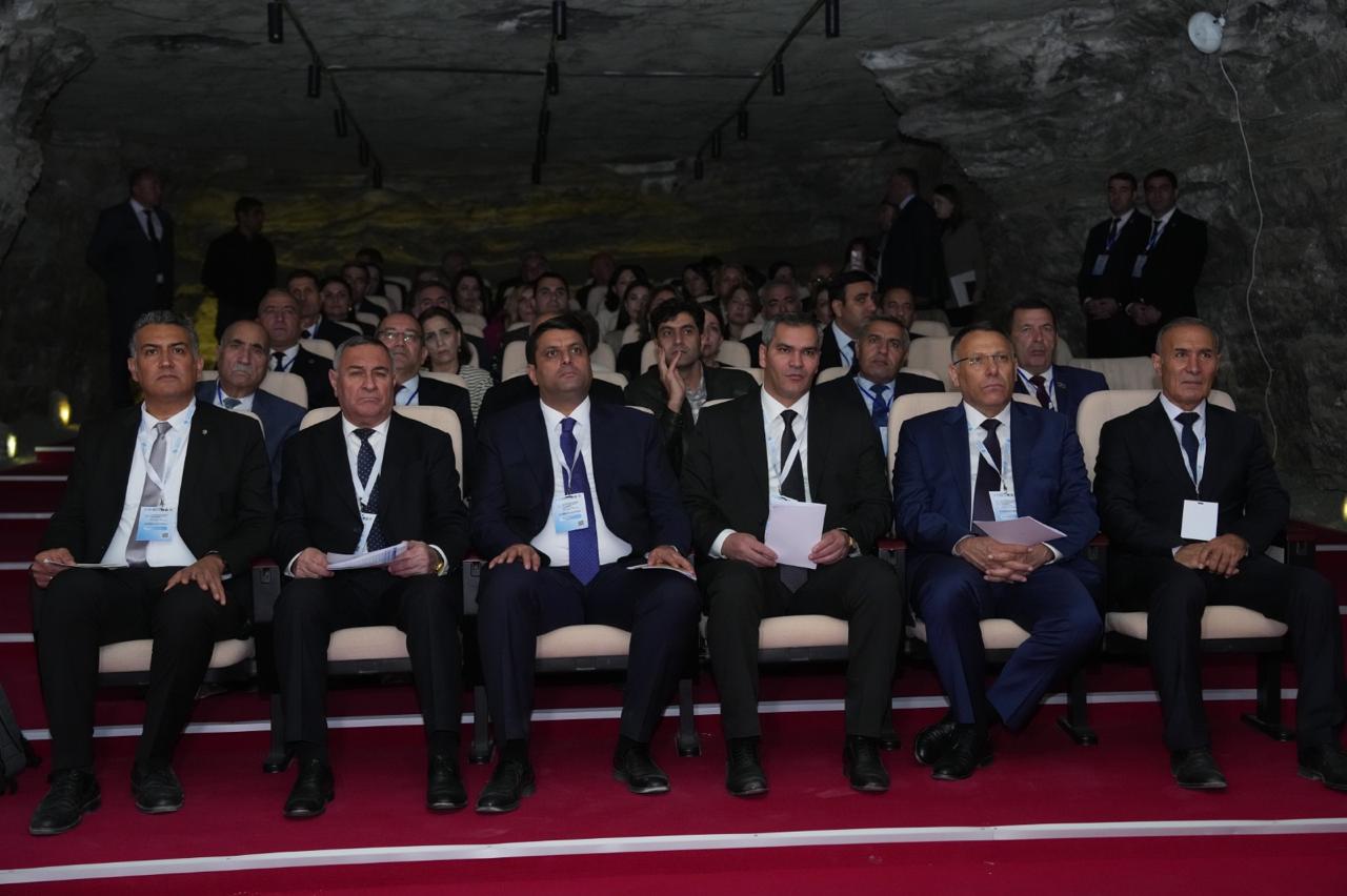 63152E8B 450A 4B0F 8Efa Fa0Fd97Cfc37