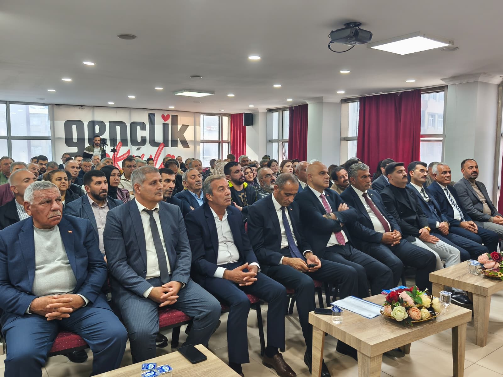 758D8B51 9060 4282 Bd32 E020C797Cbbd