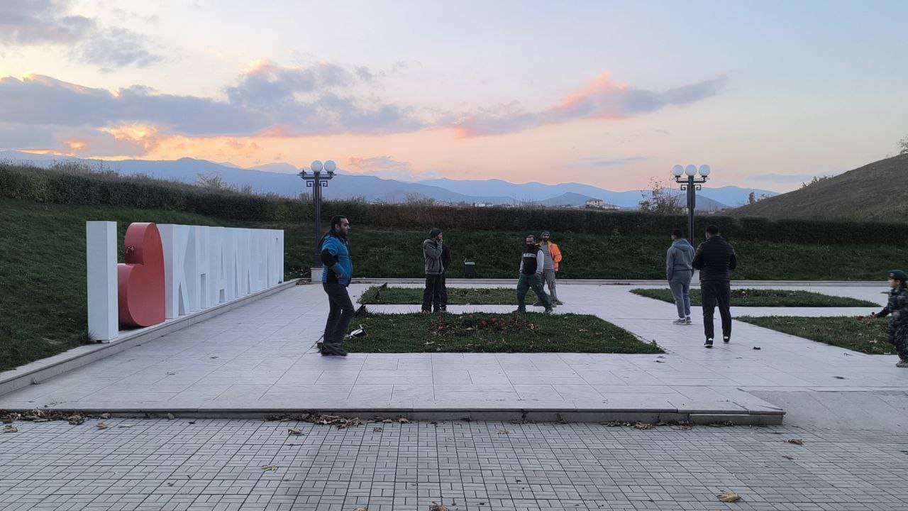 9653867F Af02 4D30 Ad79 520Aa2646385