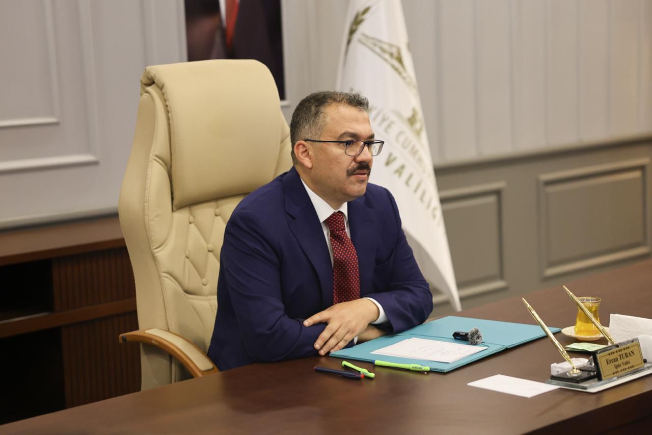 B054065F 8863 4E23 933E E278Ad042D25