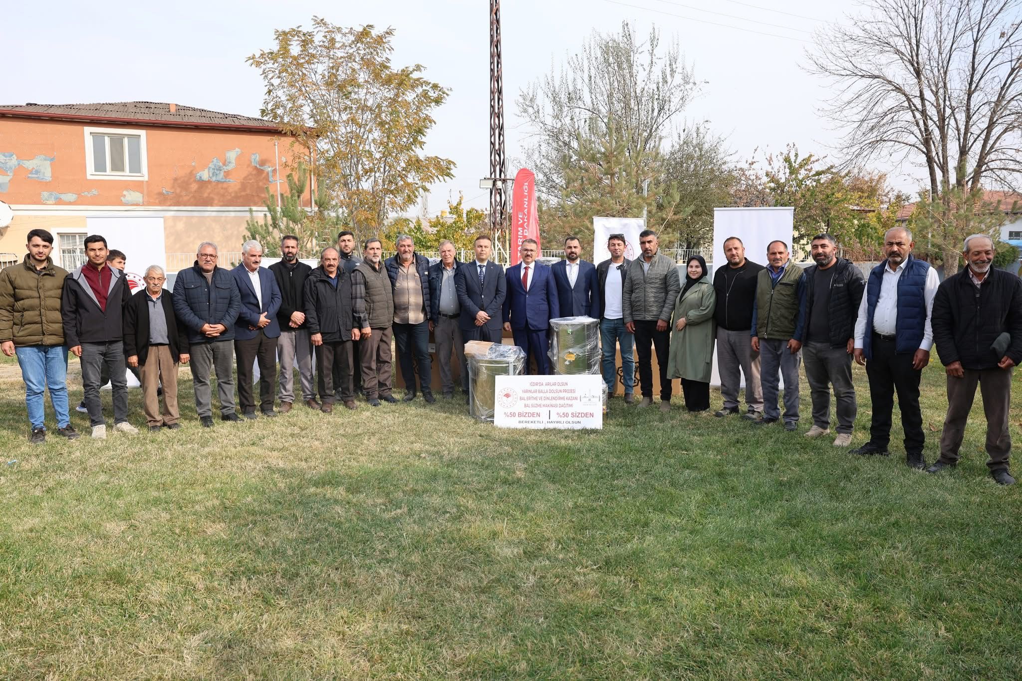 C8C58B1A 0D02 4Ef3 A2B4 2D218Fc81E97