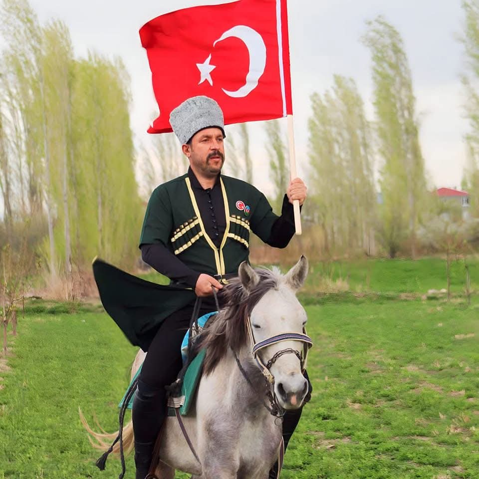 E8F1454A Fdfe 4C3A B11F A51F62Bfefe1