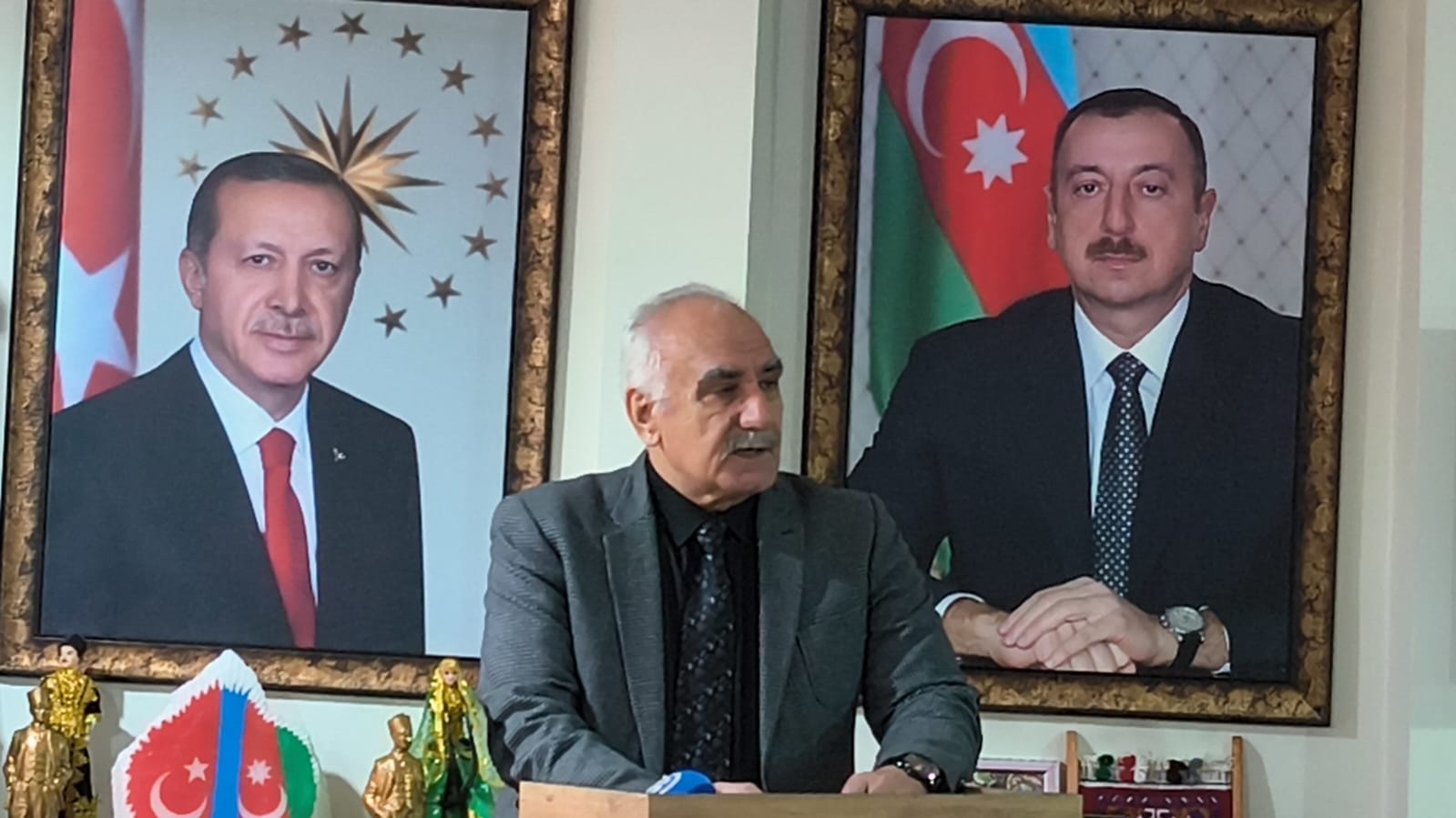 28F489B4 65F8 42C3 B9D8 512D5298329B