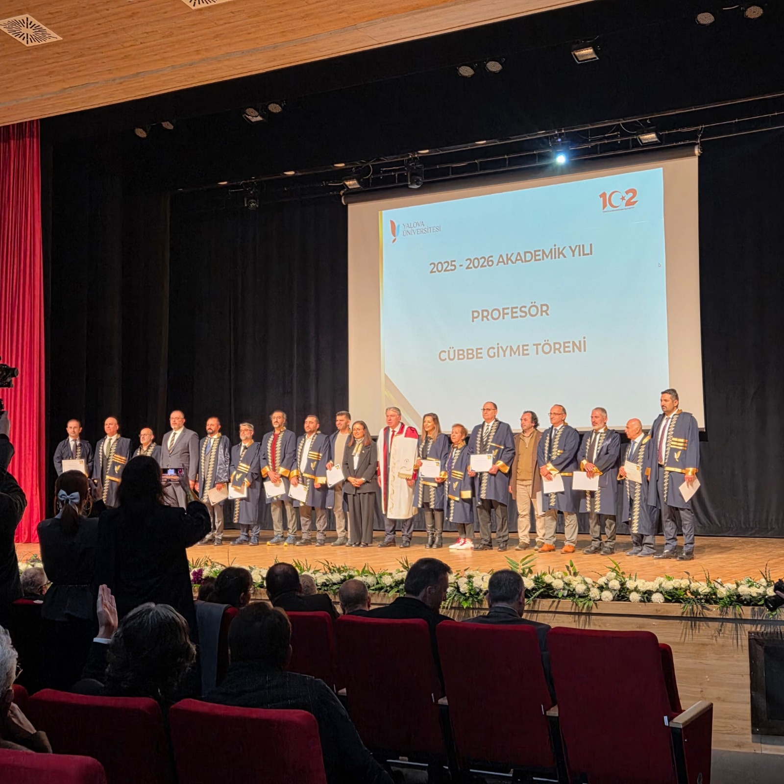 56129330 B0C6 4057 95F4 Aeb3606Baf19