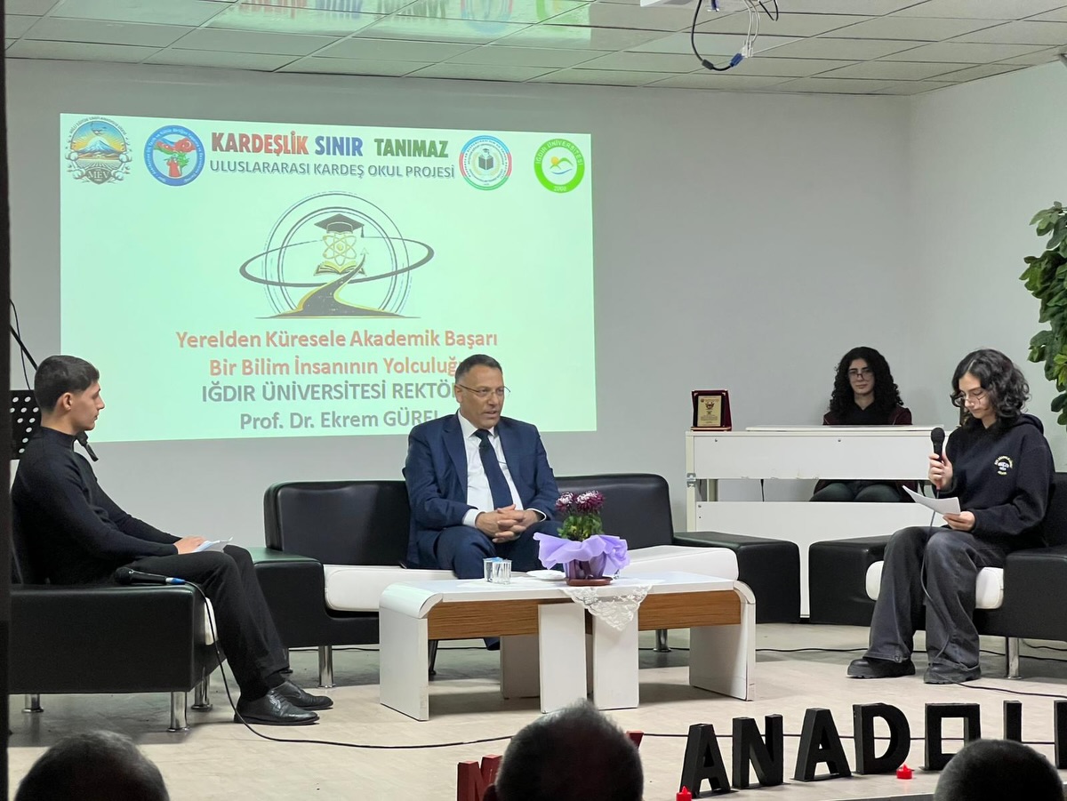 589519680 18328200028300125 1536158432397773663 N (1)