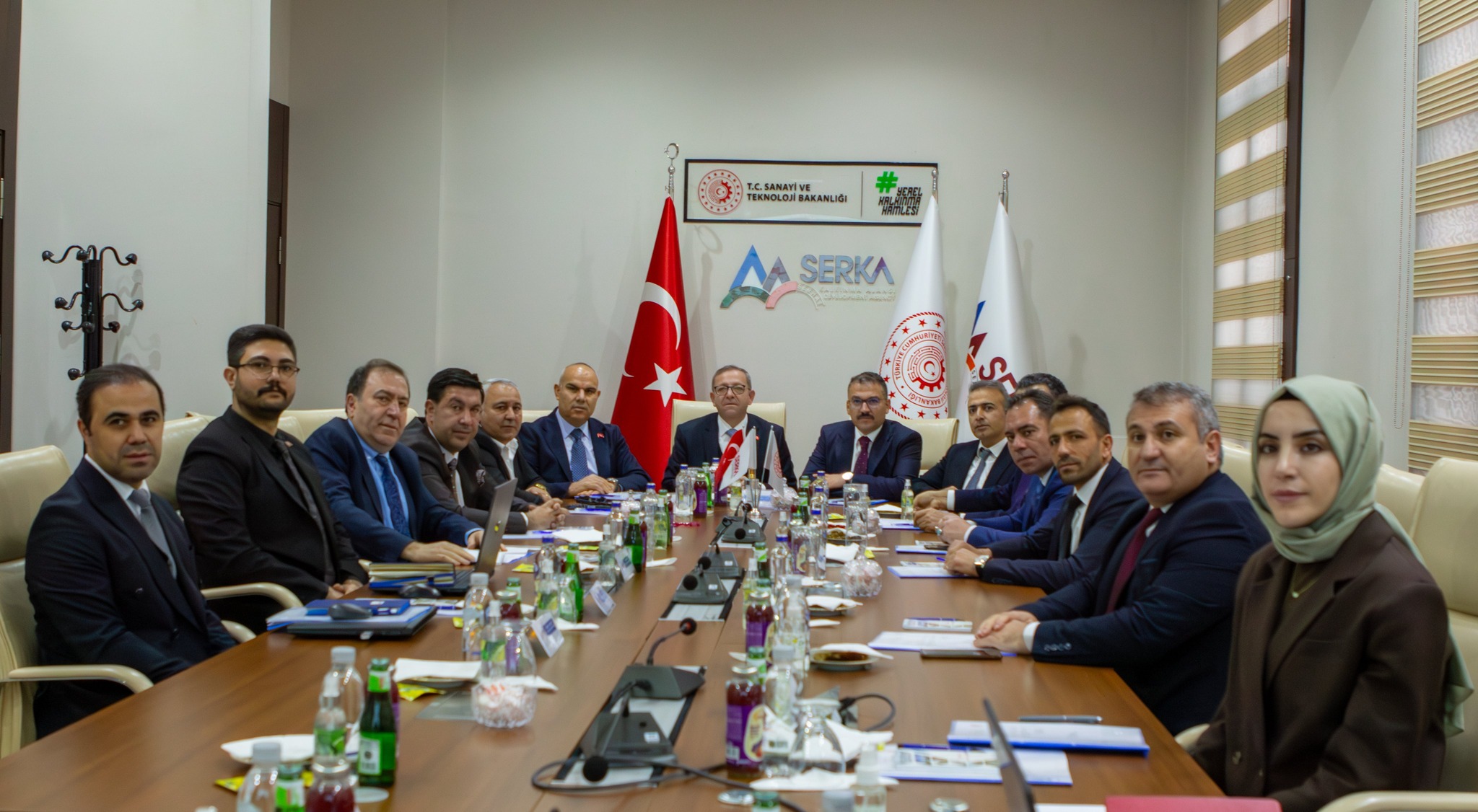 595992421 1328833762606032 2316236201031146918 N