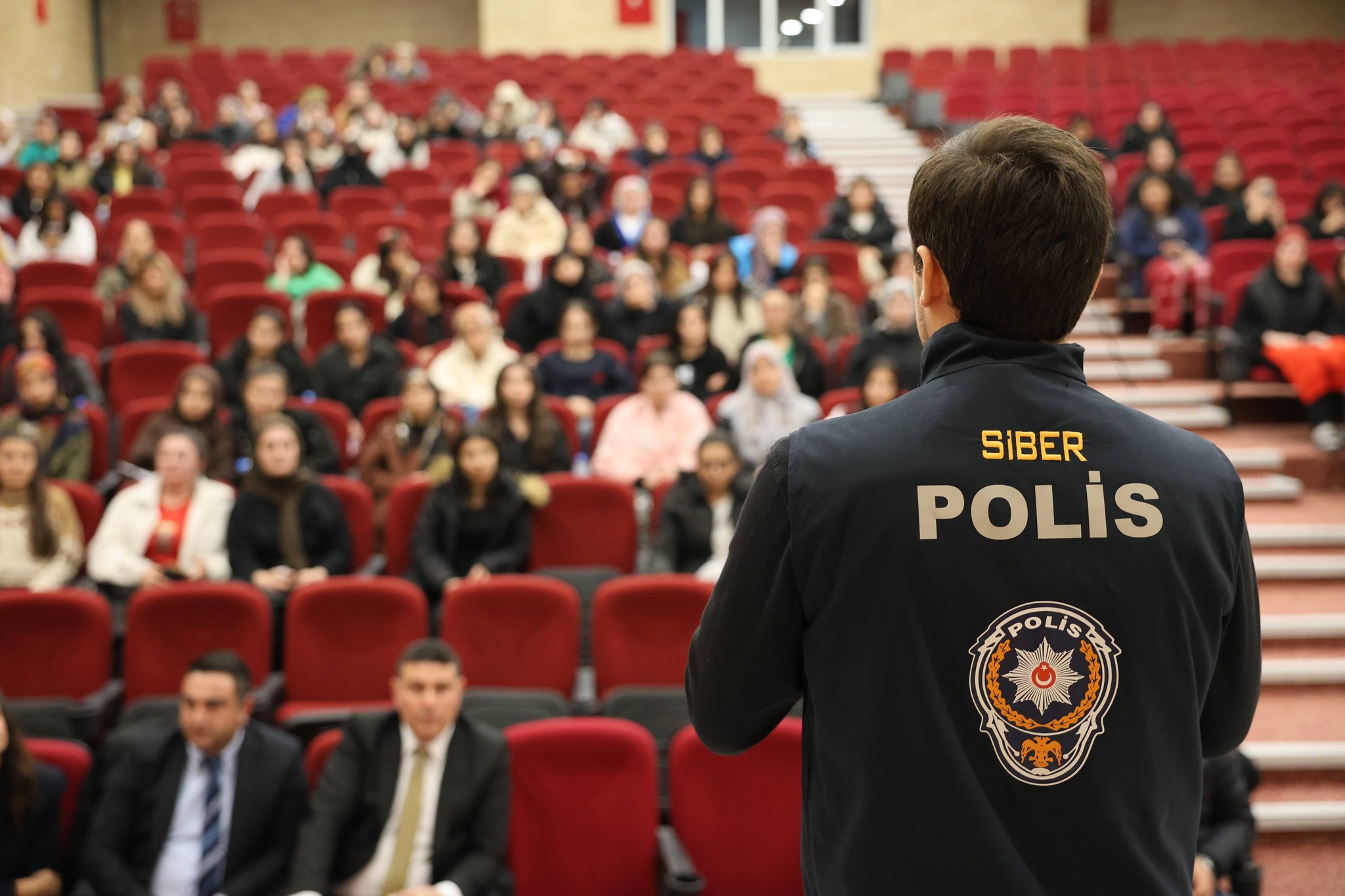 596578286 1171173115163296 1457972169846218226 N