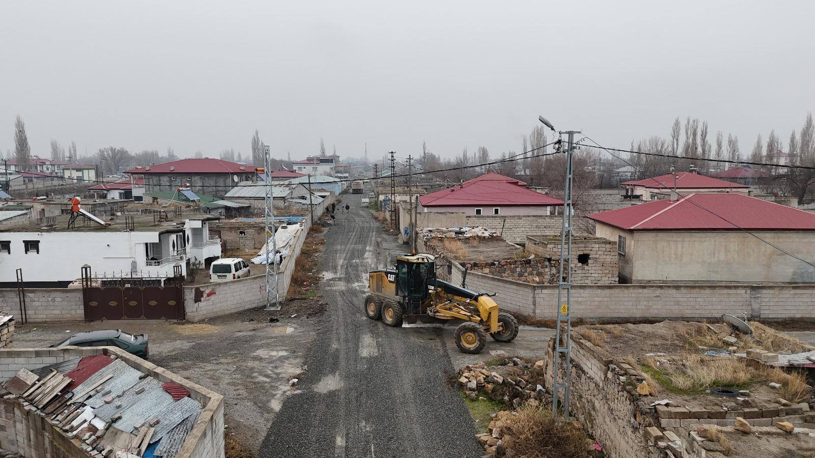 596819476 122212582592307445 439838223021891729 N