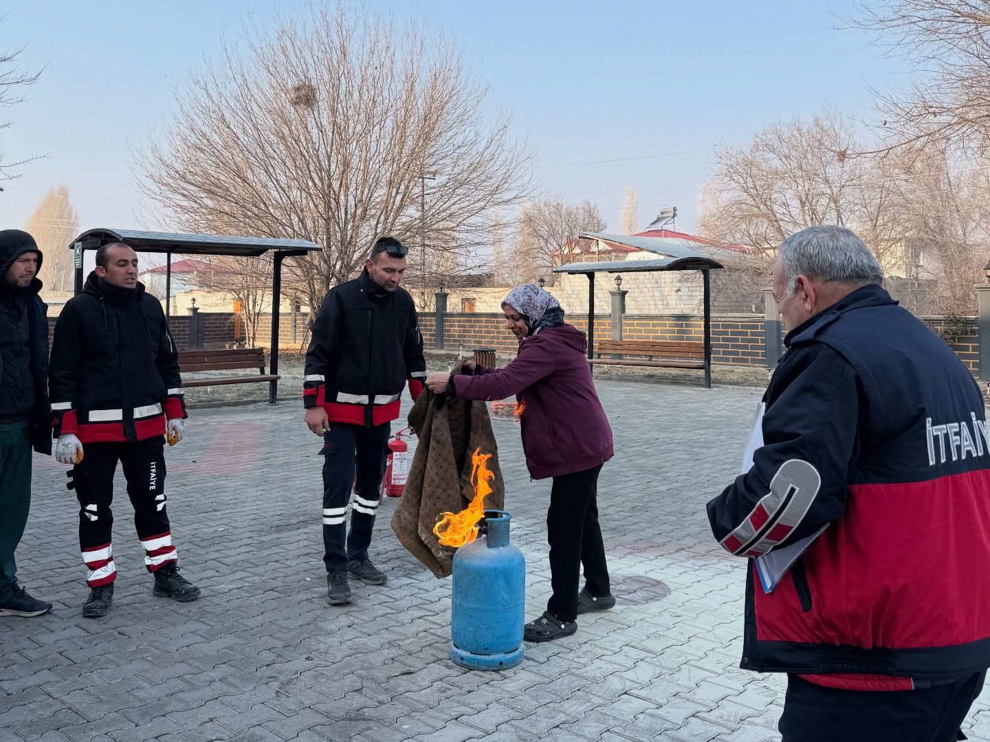 604186723 18198880132323951 4705172336203942932 N