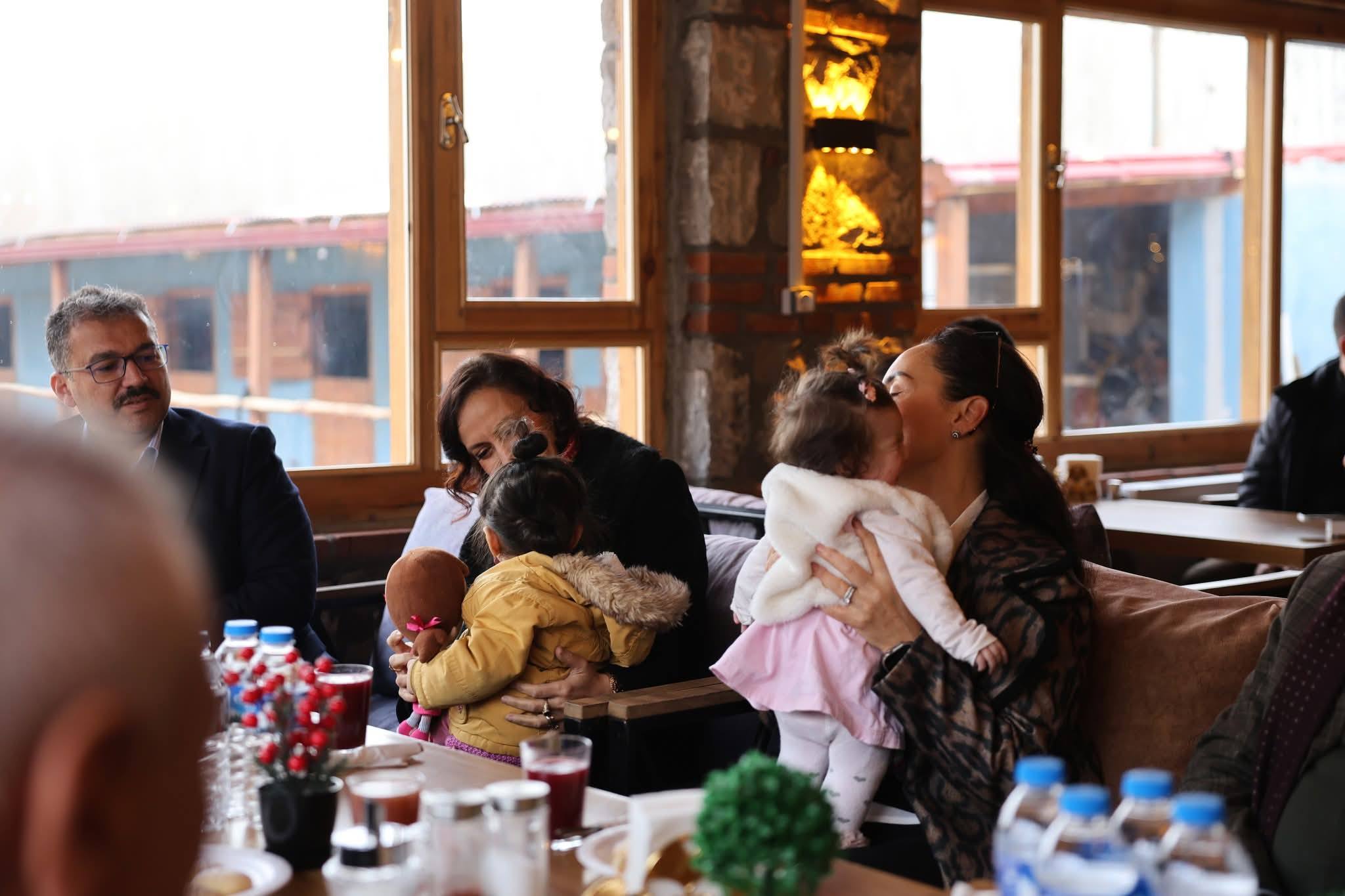 606433427 1181708940776380 975089680705688530 N