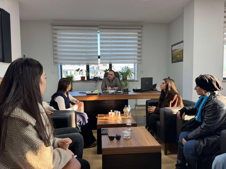 608833059 899433889212343 8974597658320236350 N