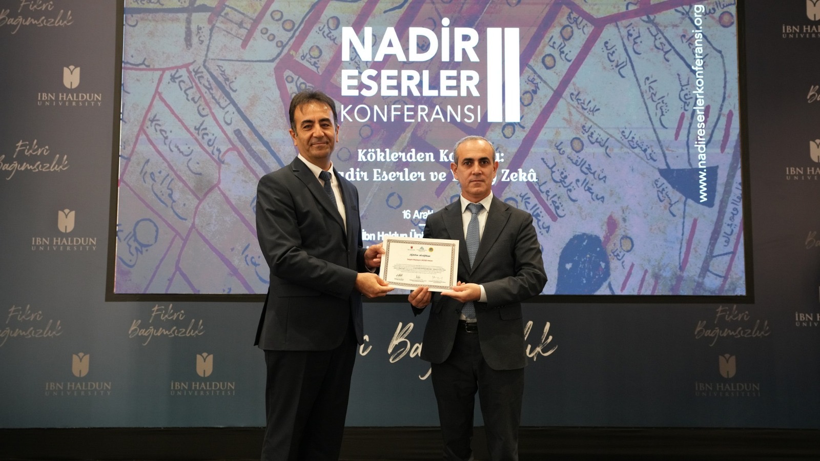 6877B2Dd 89De 4D0B A134 1003F2383384-1