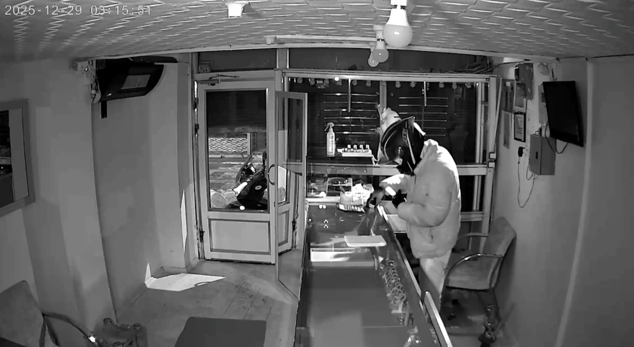 6D1Af11E C8D5 45D8 A886 Bd31C0B7E049