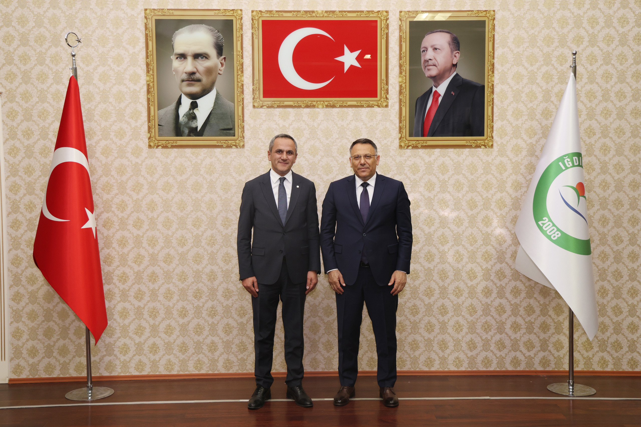 7C007Dcc 890C 4D36 A67F 429125415B8A