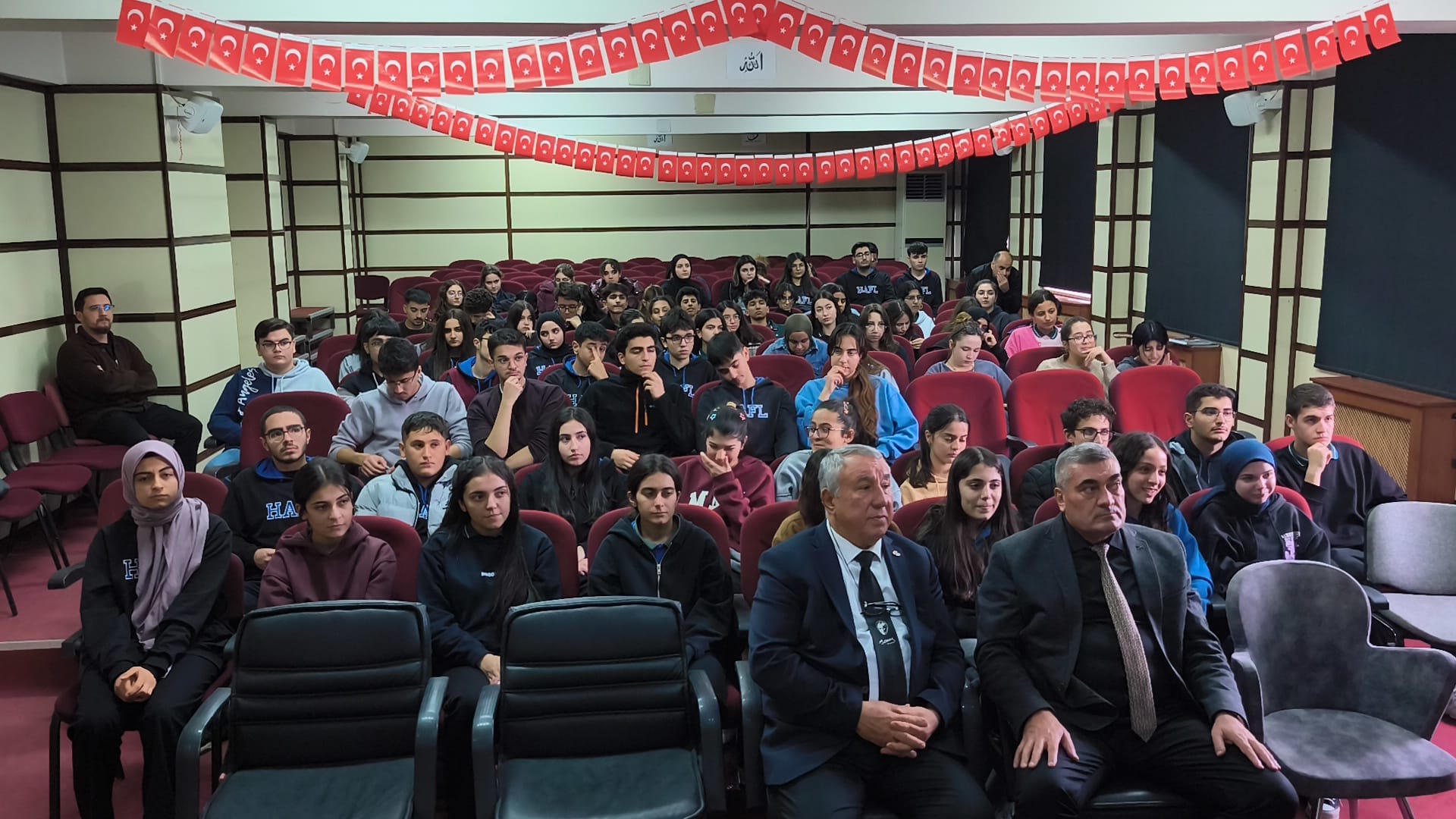 8815705D 3253 451F A15A Cb071Af2Ccda