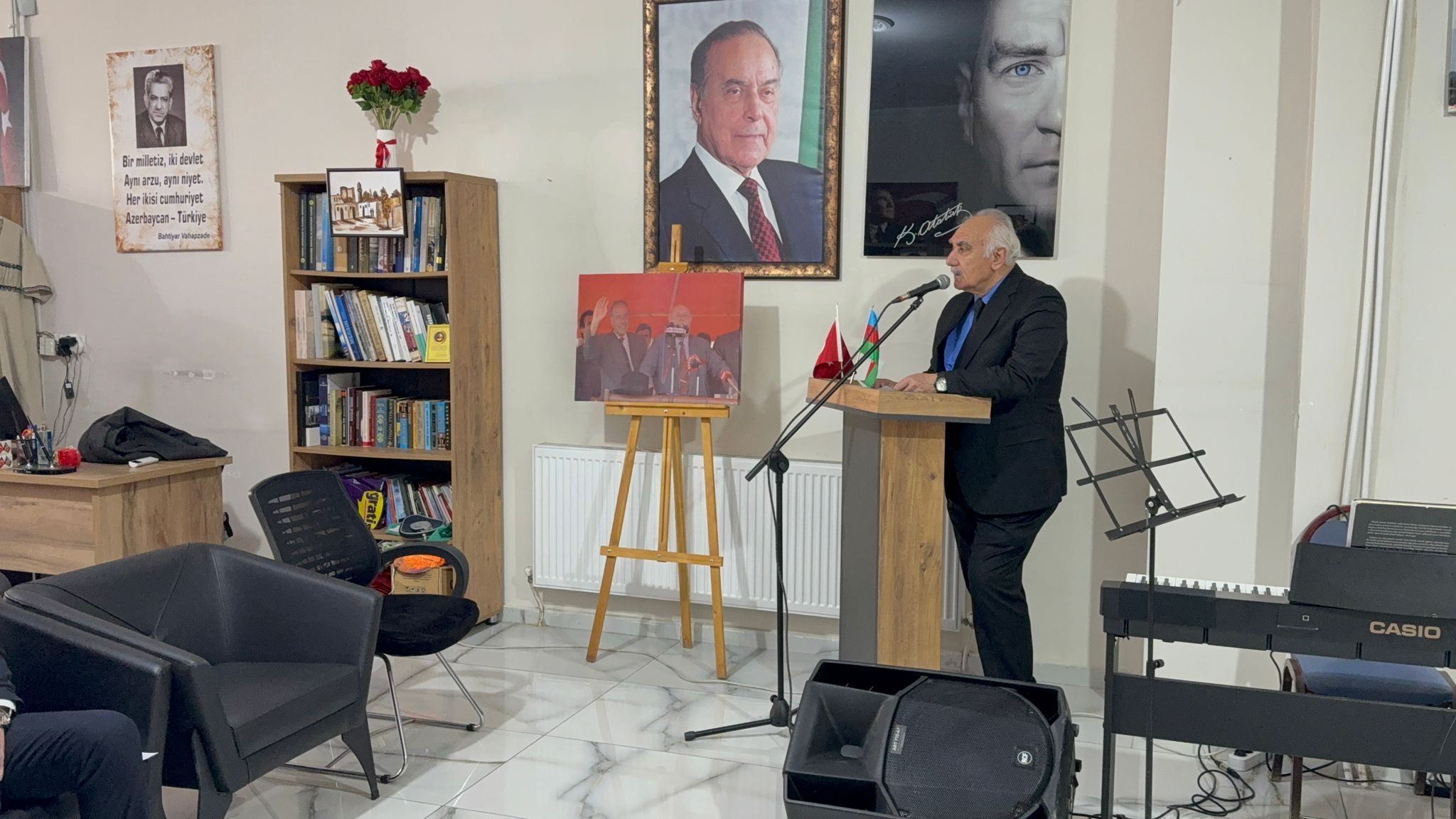 927Be1E3 0627 4E8D 88D6 D6B70E92Cdb2