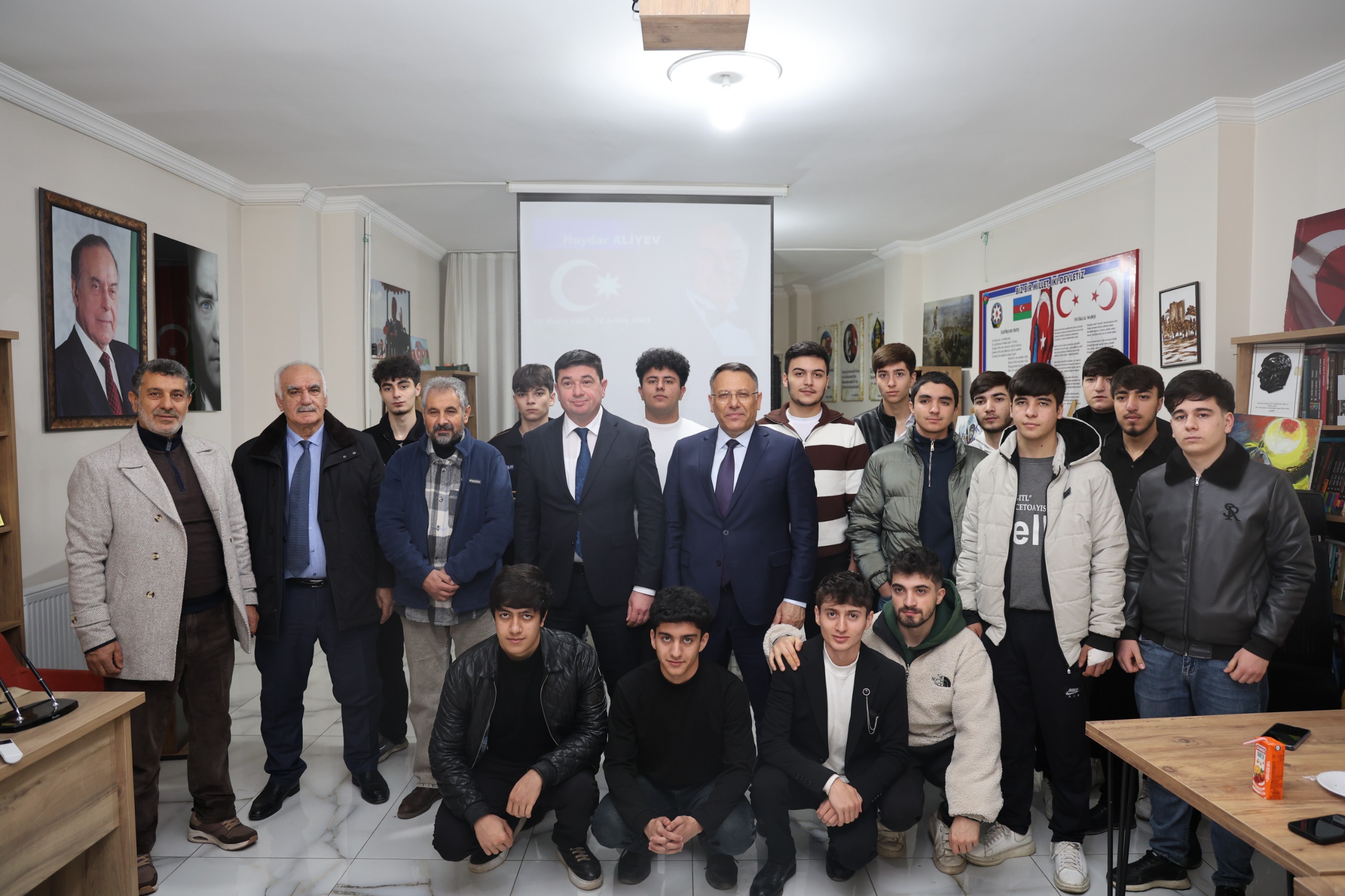 Ad2562F2 Bffd 4B65 922A 537Efea98Afb-1