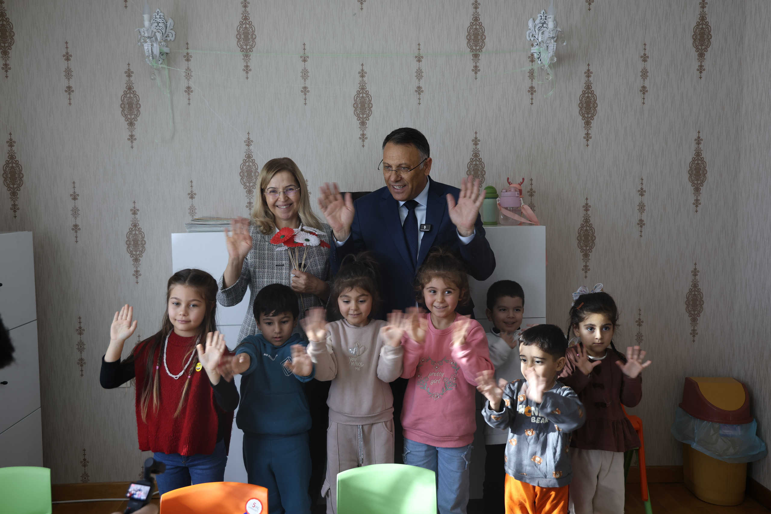 Edc42688 E14D 4Ba9 B6D4 B0D94E1Be610-1