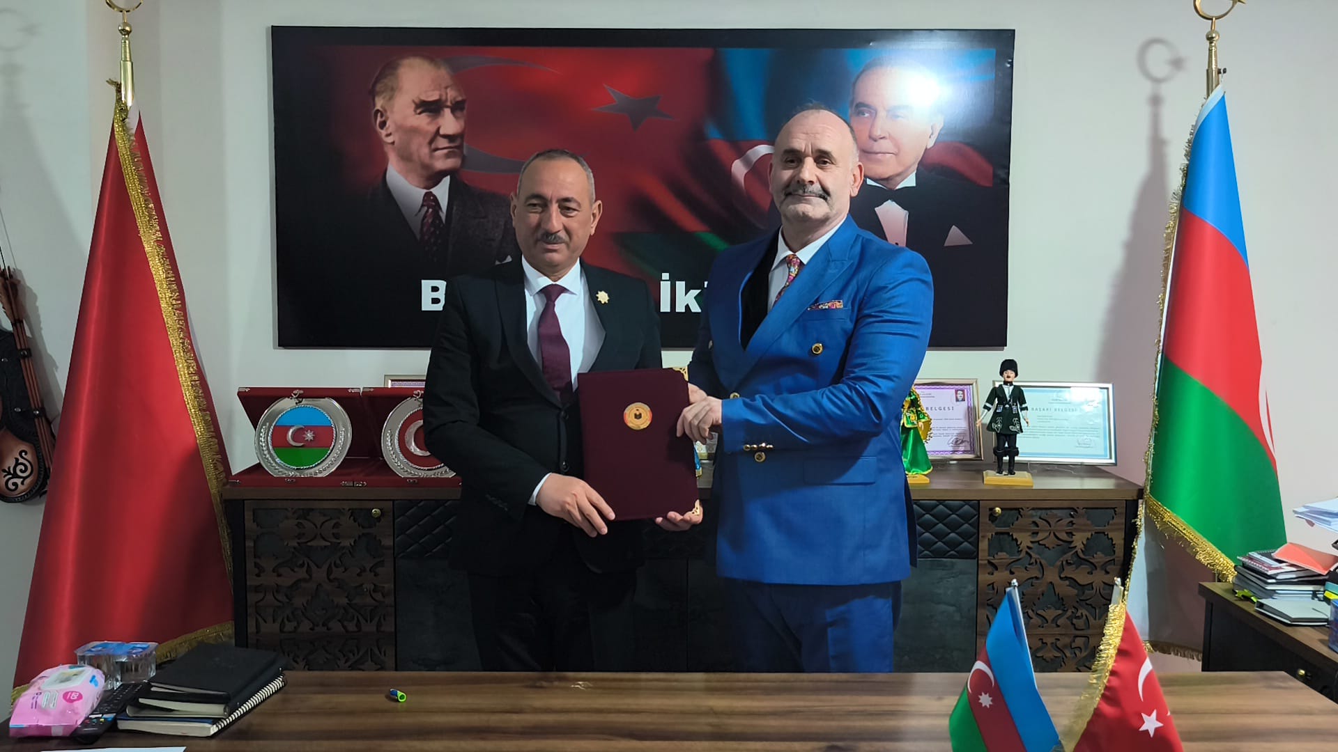 F7C7Eeda 3656 47F8 Be43 A8A6D561Ff0C