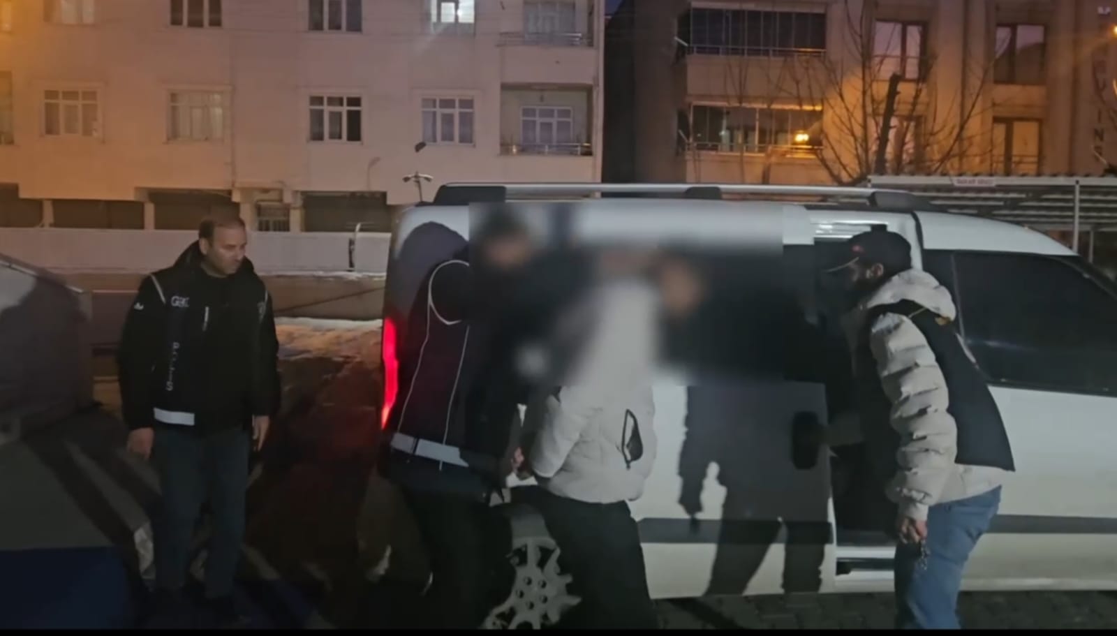 0Ed8D9E9 A699 4699 9444 D5F025Ee81E2