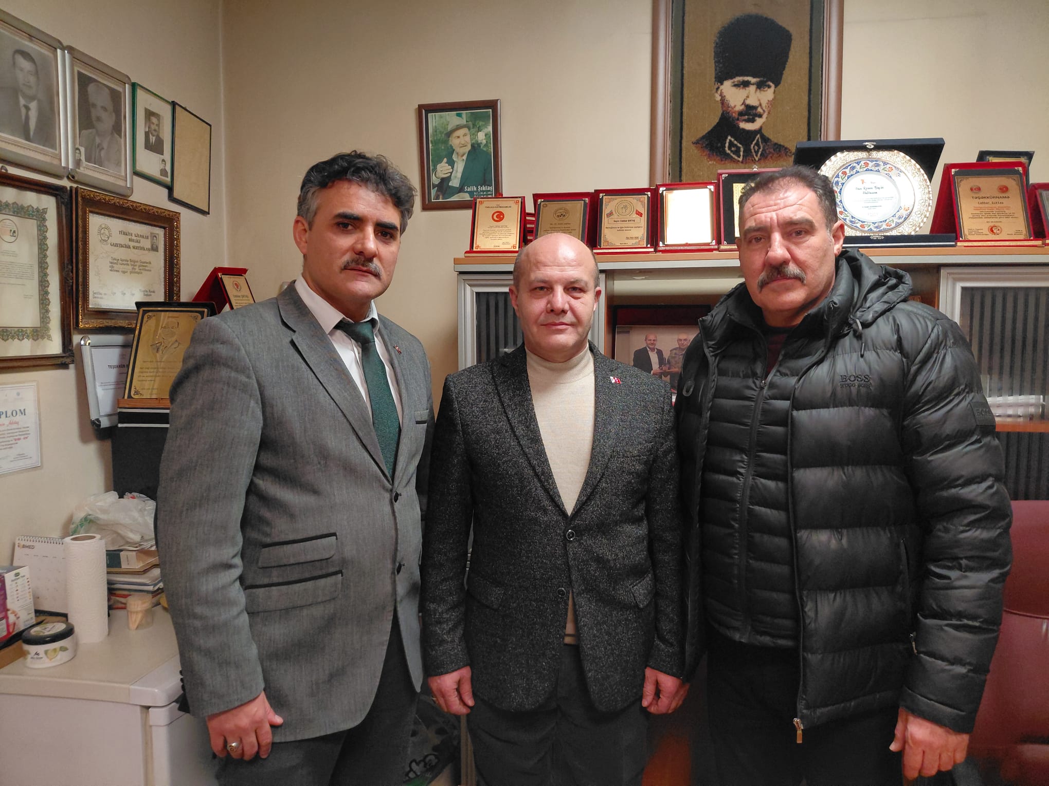 24C9A81E F23E 405F 95D9 5E1De15D0457