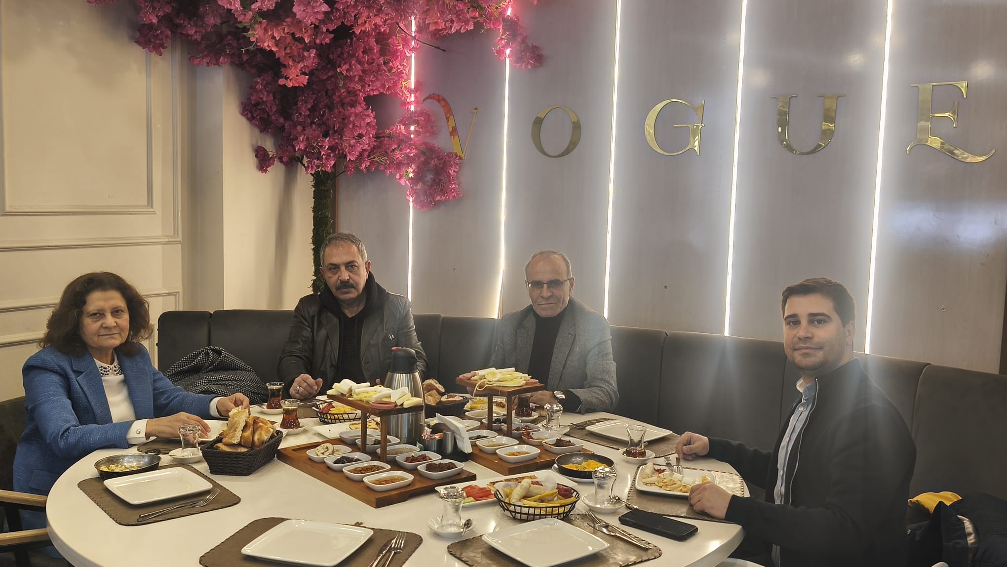 357Eb696 0Ff2 4A45 877D 95B7Fb3E80C0