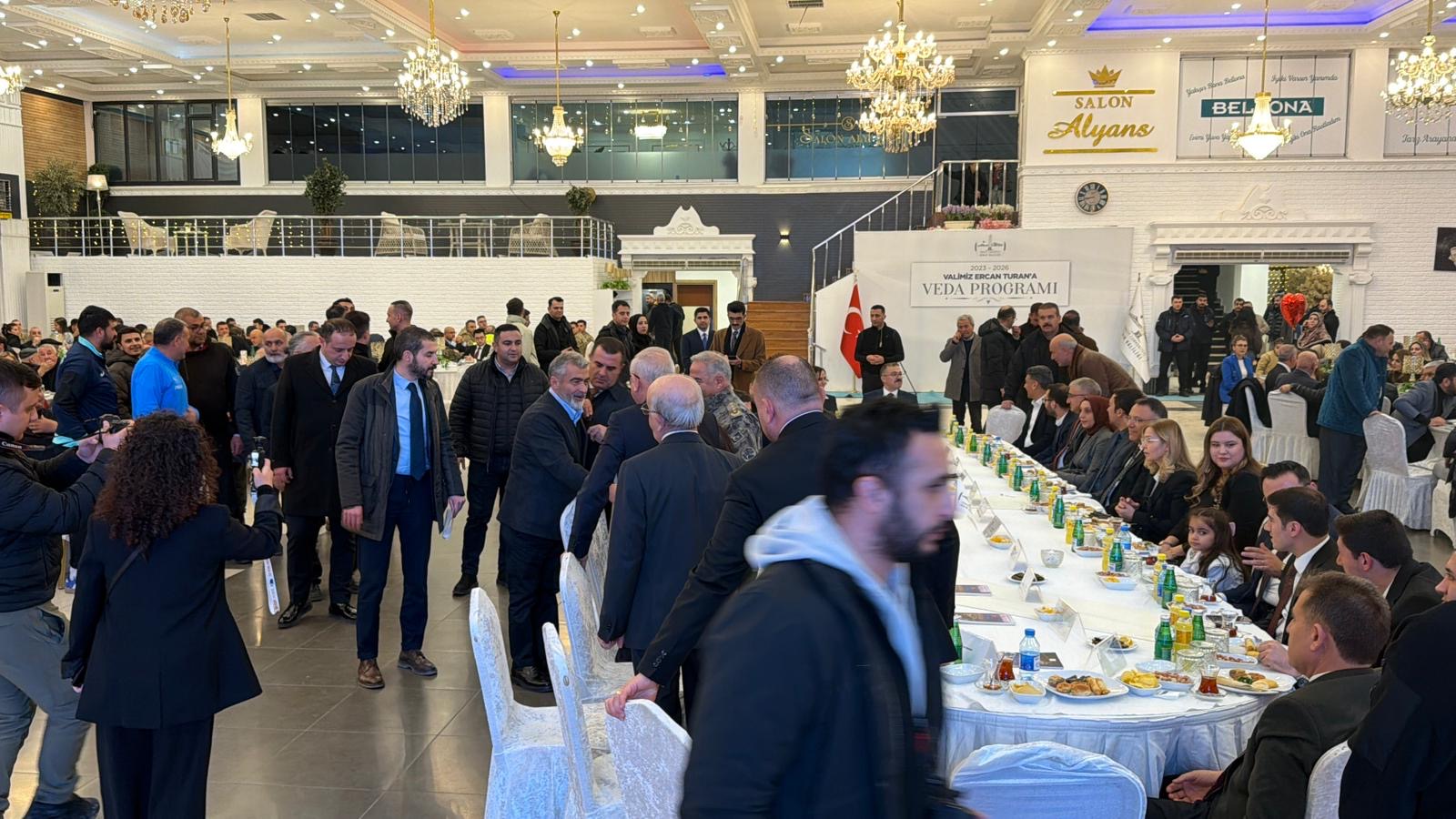 3B384F8E Bffa 43A6 9B3C 8B5De9Acef9E