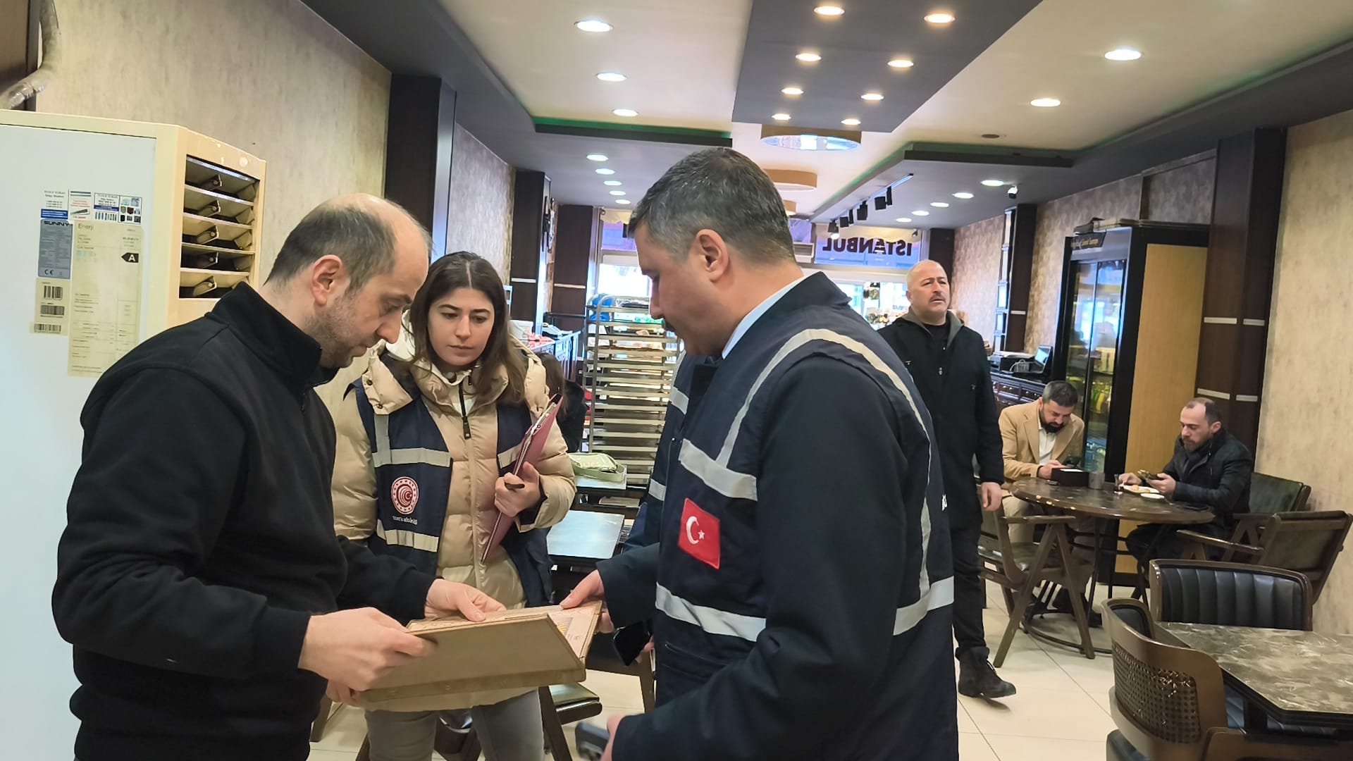 4F493E6B 9Ad8 4165 Ba36 Ff5F2Fbdcb47