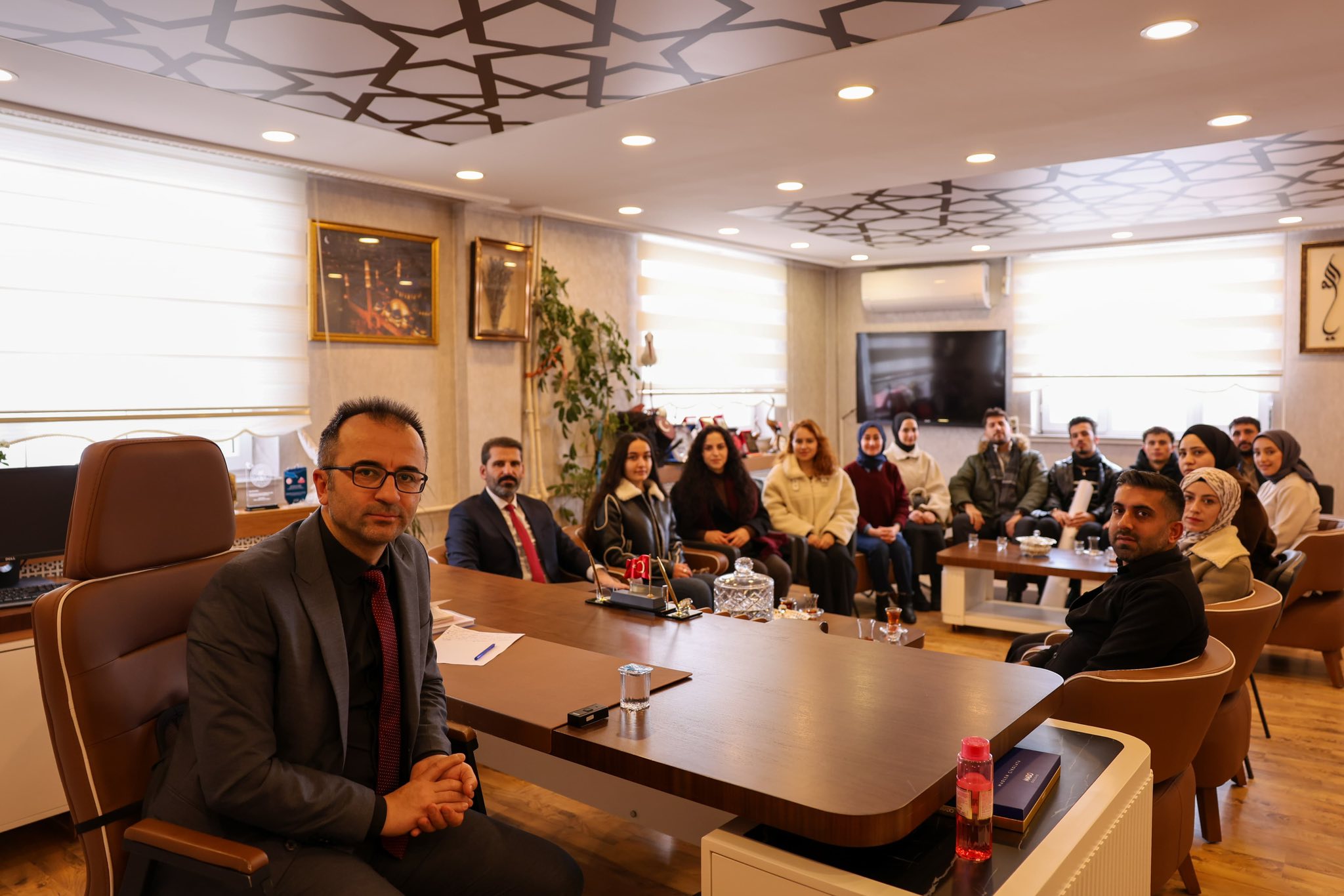 619229172 882793241166961 2515428585162052870 N