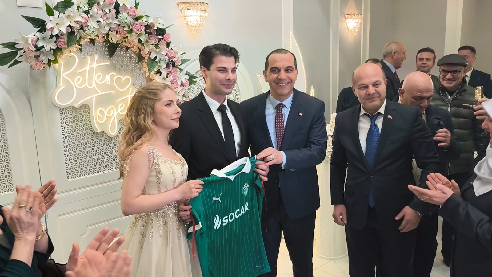 6A6Bc2Ff A673 442B Ad89 A822203535Ad