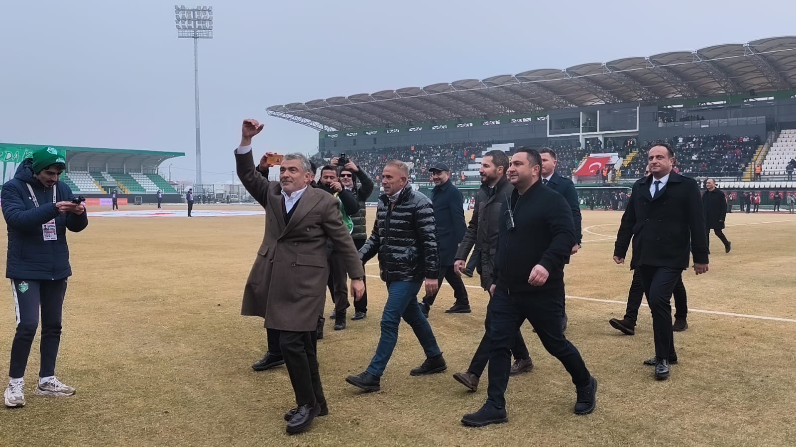 A71F3Bd9 41Bd 451D A398 4D85502A1A1E