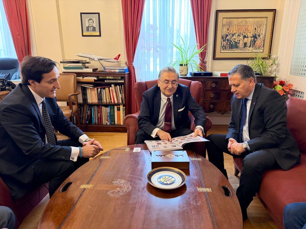 Ac104259 Dda9 44A5 9B98 Fae2Ba70Bbd6