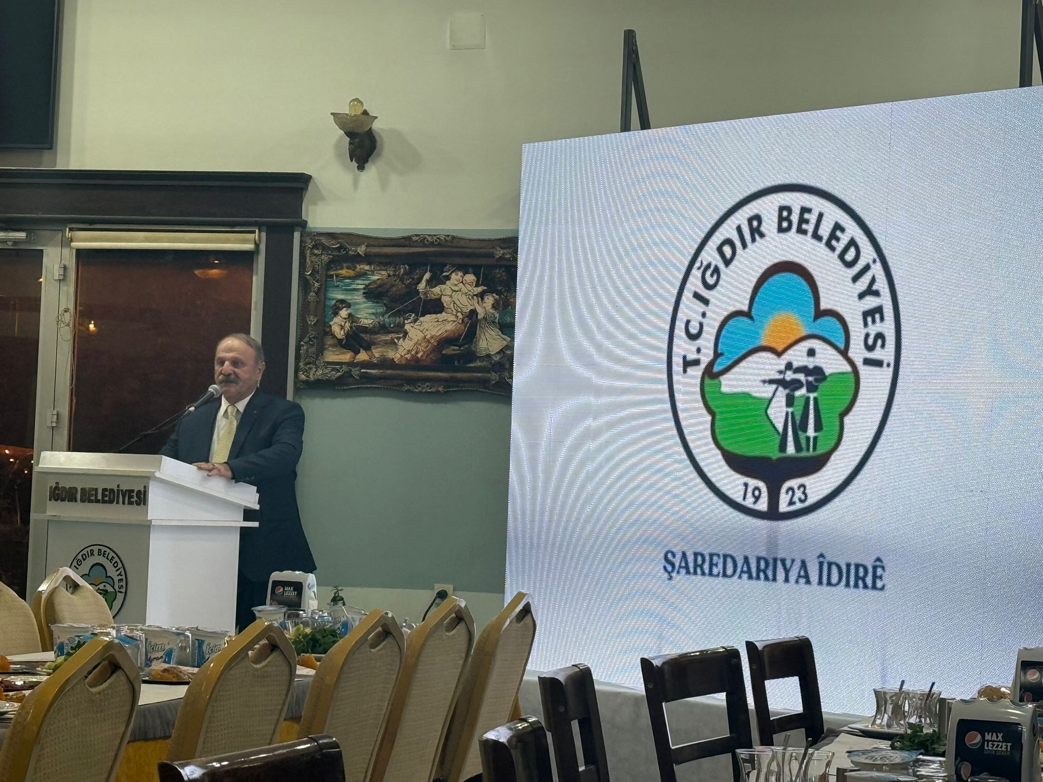 125E9Ab3 A156 4D0B B05E 75Eb2F8Adc75