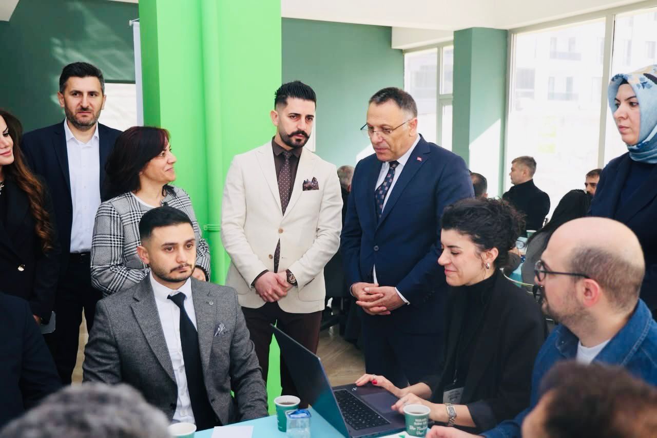 18Af2936 B981 42Bf 94D9 68376Dd05A8A