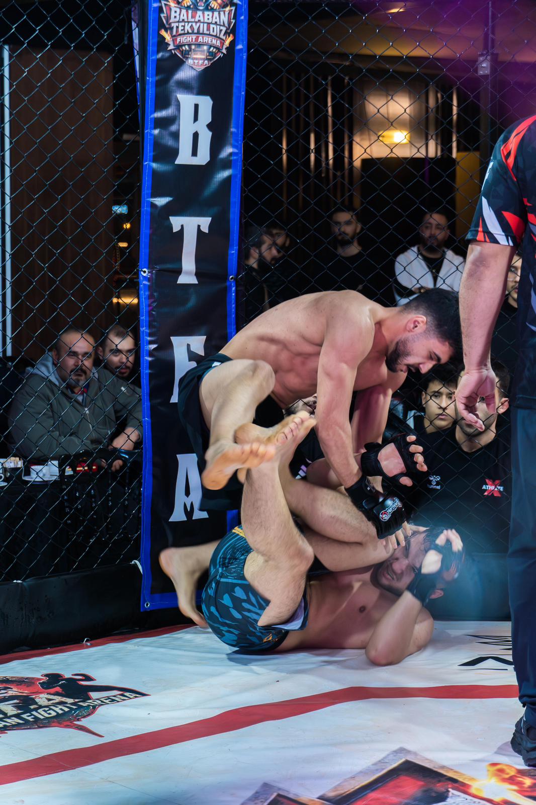 40E22F4D B08C 4462 Aefb 9D492F172014