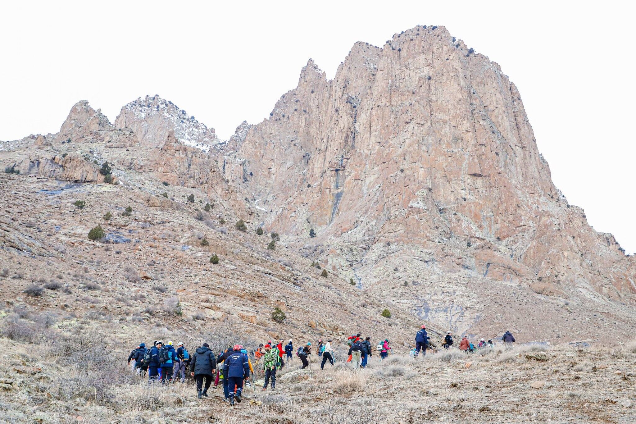 634132207 899812529465032 8946415289162972468 N